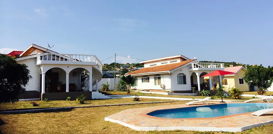 Two beautiful houses furnished, with a pool and very neat compound in Weija, photo 1